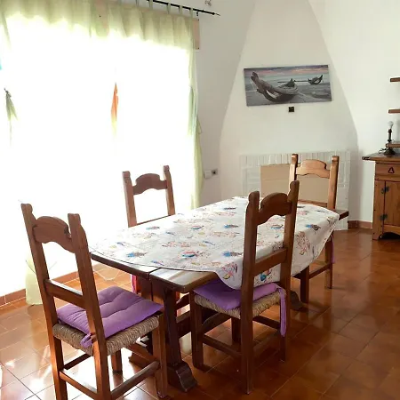 La Cinta Apartment *